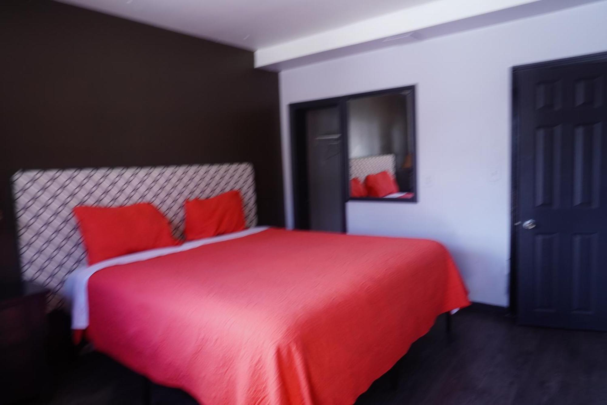 Motel Crestwood